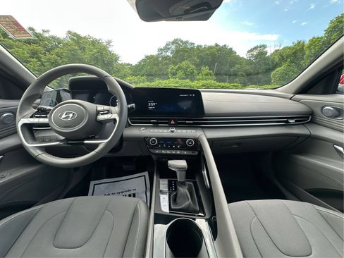 Certified 2023 Hyundai Elantra SEL w/ Convenience Package FWD image 26