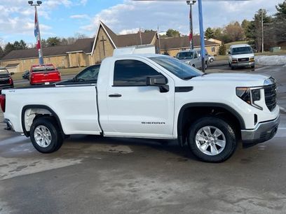 New 2025 GMC Sierra 1500 Pro w/ Pro Value Package