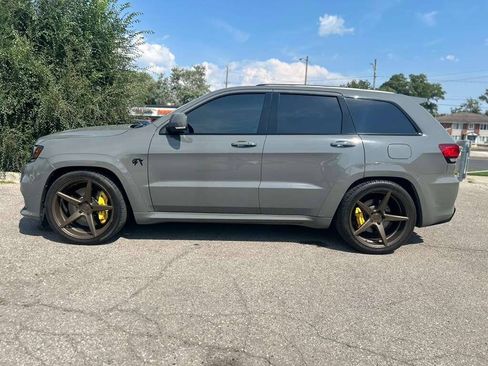 Used 2019 Jeep Grand Cherokee Trackhawk AWD/4WD image 8