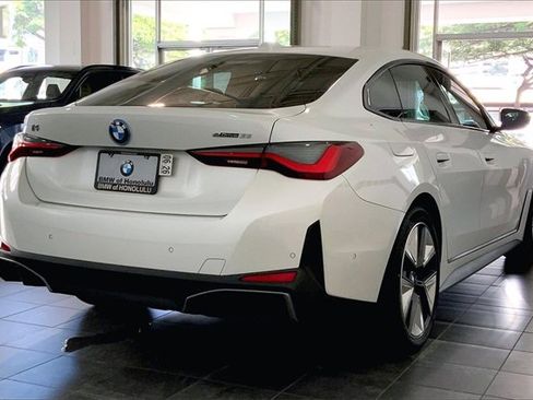 Certified 2023 BMW i4 eDrive35 w/ Premium Package image 6