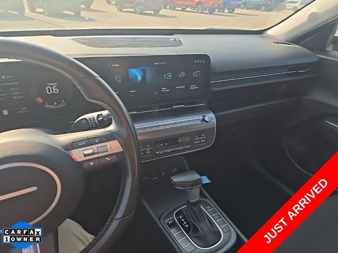 Used 2025 Hyundai Kona SEL AWD/4WD image 11
