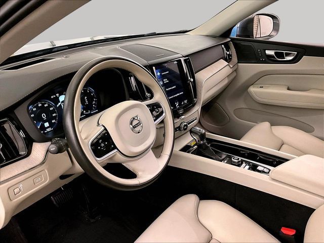 Used 2020 Volvo XC60 T6 Inscription w/ Protection Package Premier AWD/4WD image 13
