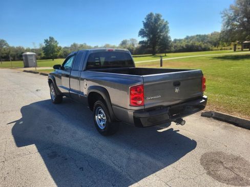 Used 2006 Dodge Dakota ST image 9