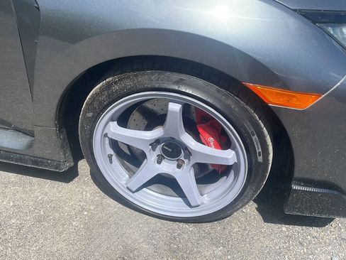Used 2019 Honda Civic Type R image 22