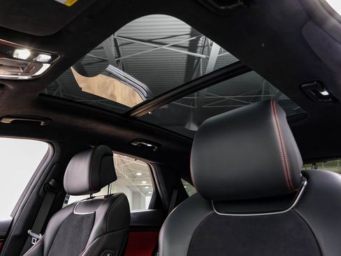 Used 2022 Genesis GV70 3.5T Sport w/ Sport Prestige Package image 5