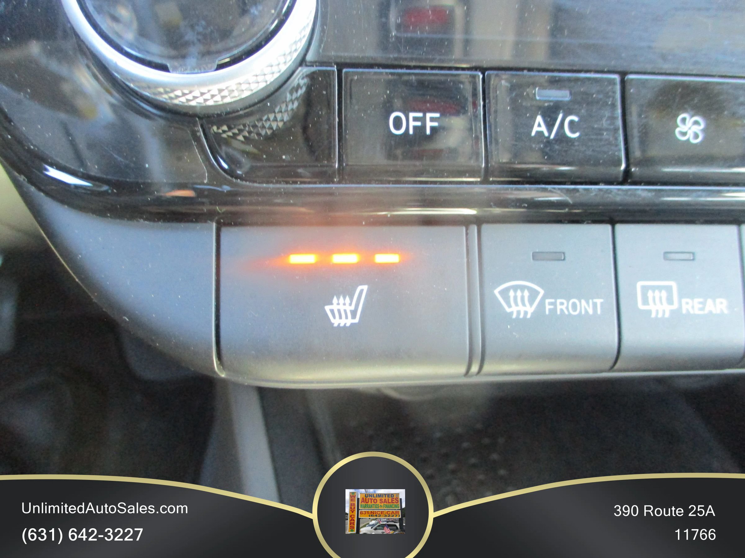 Used 2022 Hyundai Elantra SEL w/ Convenience Package FWD image 10