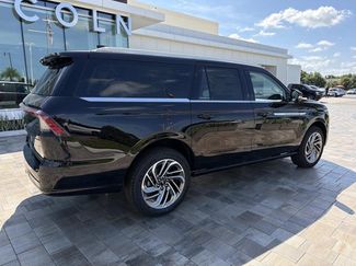 New 2026 Lincoln Navigator L Reserve AWD/4WD video 2
