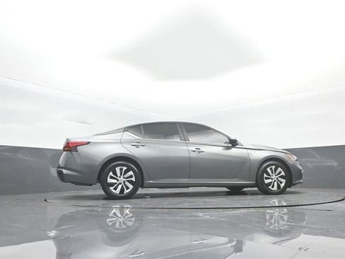Used 2022 Nissan Altima 2.5 S image 35