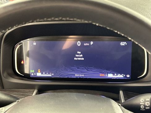 Used 2024 Jeep Wagoneer Series II w/ Flexible Seating Group image 14