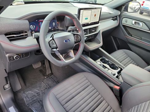 New 2026 Ford Explorer ST-Line w/ ST-Line Street Pack RWD image 19