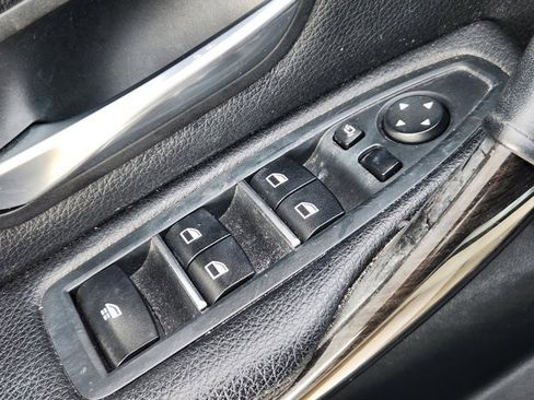 Used 2018 BMW 430i Convertible image 22