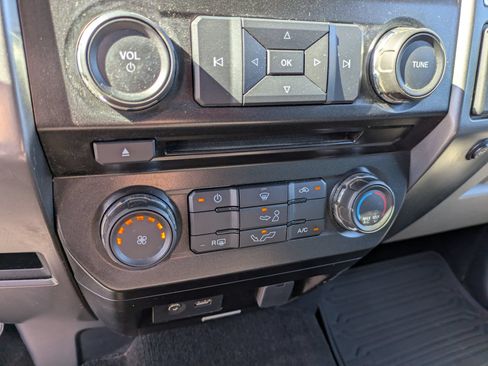 Used 2015 Ford F150 XLT w/ Equipment Group 301A Mid AWD/4WD image 26