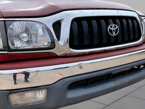 Used 2004 Toyota Tacoma 2WD Xtracab image 25