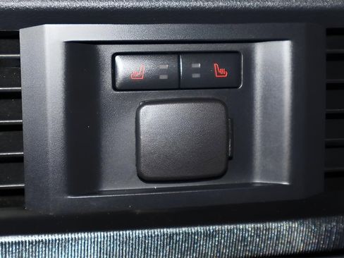 Used 2022 Ford F150 Platinum w/ Equipment Group 701A High image 10