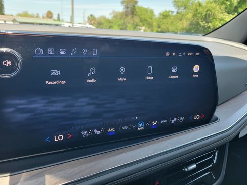 New 2026 Chevrolet Suburban High Country RWD image 23