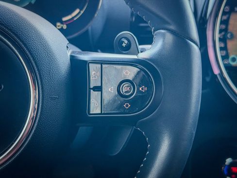 Used 2023 MINI Cooper Clubman S w/ Signature Upholstery Package image 17