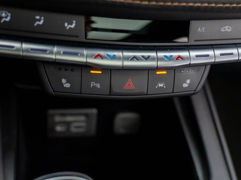 Used 2020 Cadillac XT4 Sport w/ Cold Weather Package image 23