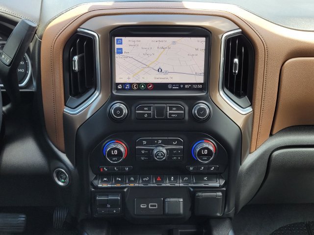 Used 2021 Chevrolet Silverado 1500 High Country w/ Technology Package AWD/4WD image 23