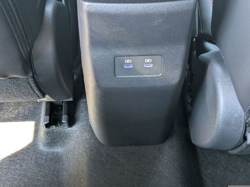 New 2026 Nissan Kicks SR FWD image 11