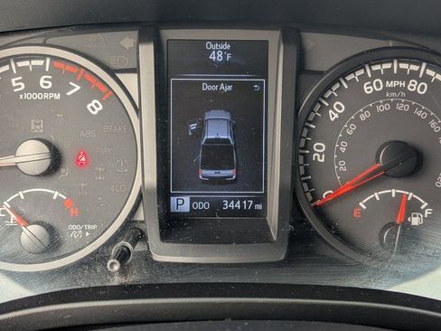 Used 2020 Toyota Tacoma SR image 23