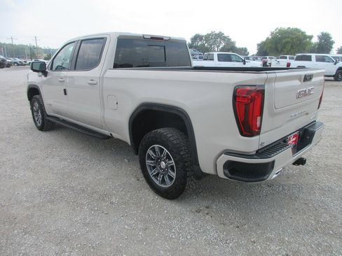 New 2026 GMC Sierra 1500 AT4 w/ AT4 Premium Package AWD/4WD image 10