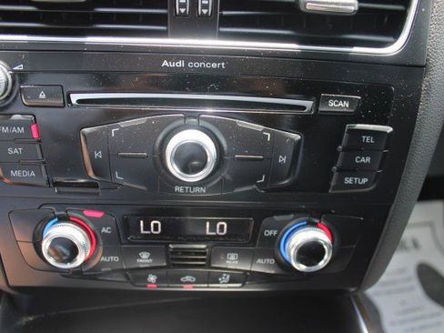 Used 2014 Audi Q5 2.0T Premium w/ Lighting Package AWD/4WD image 25