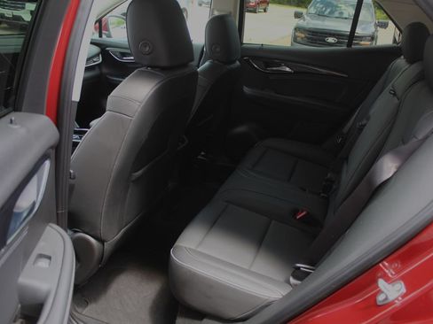 Used 2023 Buick Envision Essence FWD image 16