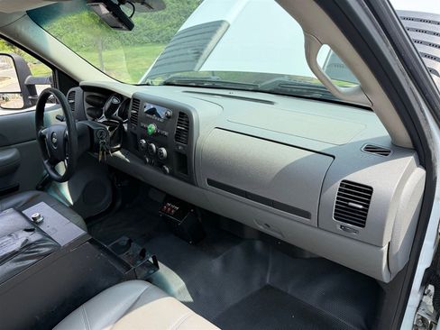Used 2013 Chevrolet Silverado 3500 W/T RWD image 22