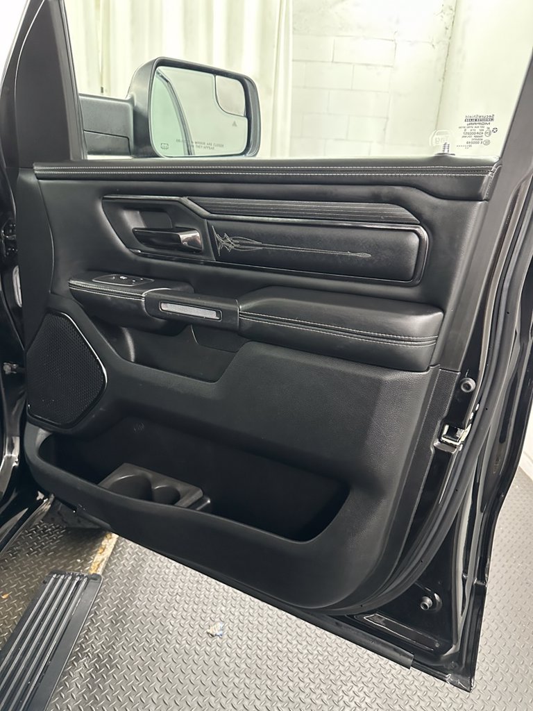 Used 2022 RAM 1500 Limited w/ Body-Colour Bumper Group AWD/4WD image 37
