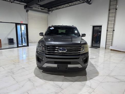 Used 2018 Ford Expedition Max XLT w/ Equipment Group 202A image 2