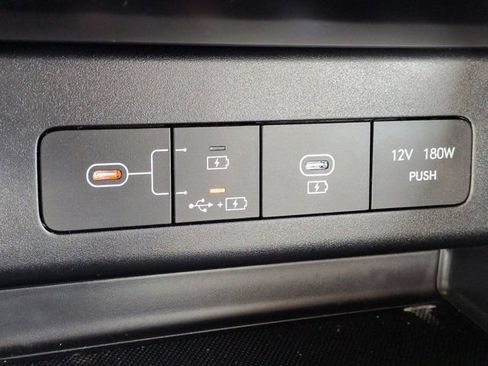 Used 2025 Hyundai Sonata SEL FWD image 19
