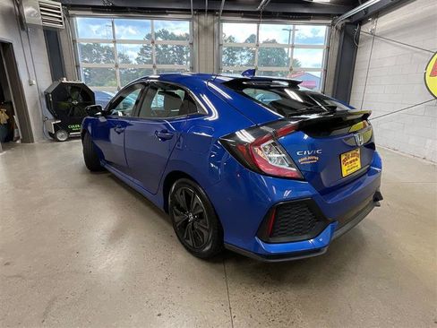 Used 2019 Honda Civic EX image 3