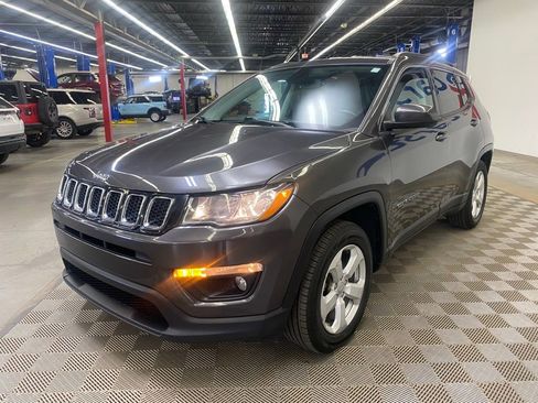 Used 2020 Jeep Compass Latitude w/ Popular Equipment Group image 5