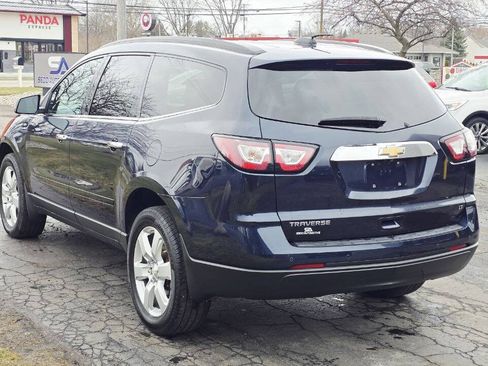 Used 2017 Chevrolet Traverse LT w/ True North Edition FWD image 4