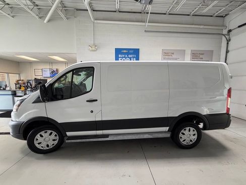 Used 2025 Ford Transit 250 Low Roof w/ Exterior Upgrade Package RWD image 3