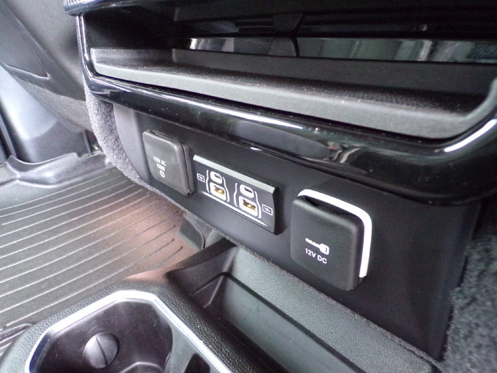 Used 2022 Jeep Wagoneer Series II w/ Flexible Seating Group AWD/4WD image 13