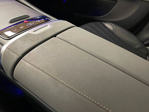 Used 2023 Mercedes-Benz EQS 580 4MATIC SUV image 58