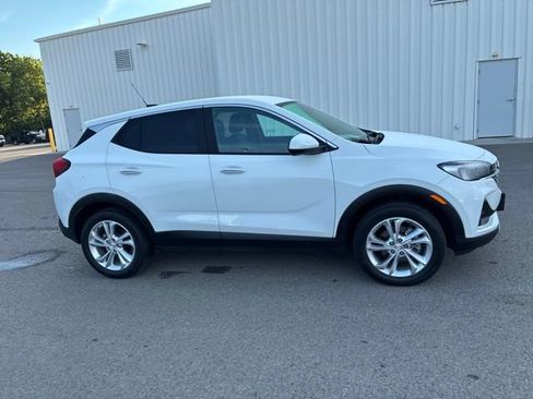 Used 2023 Buick Encore GX Preferred w/ Cold Weather Comfort Package AWD/4WD image 7