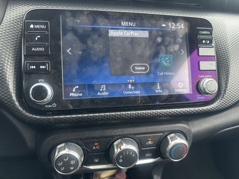 Used 2024 Nissan Kicks SV w/ Exterior Package image 5