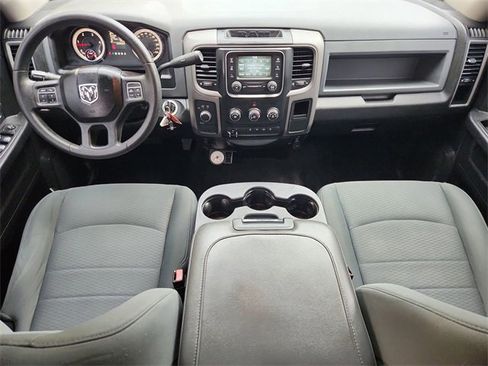 Used 2015 RAM 2500 Tradesman w/ Chrome Appearance Group image 18