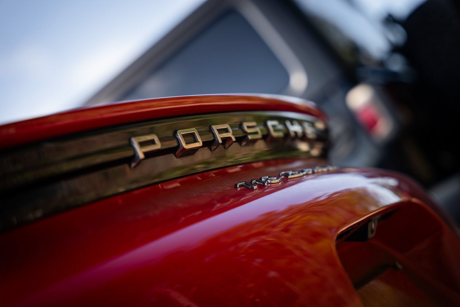 Used 2019 Porsche 718 Boxster RWD image 31