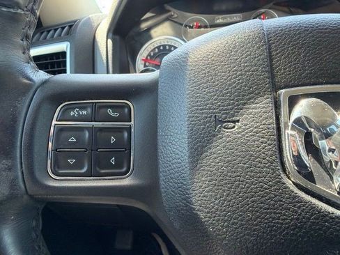 Used 2017 RAM 1500 Classic SLT w/ SLT Plus D←cor Group AWD/4WD image 18