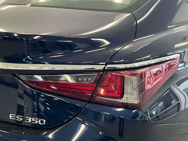 Certified 2022 Lexus ES 350 w/ Premium Package FWD image 13