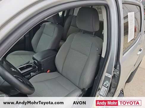Used 2022 Toyota Tacoma SR AWD/4WD image 10