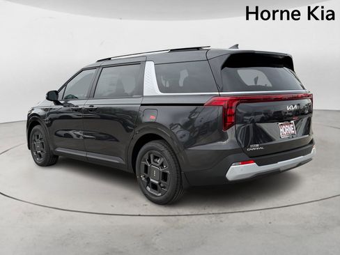 New 2026 Kia Carnival EX image 5