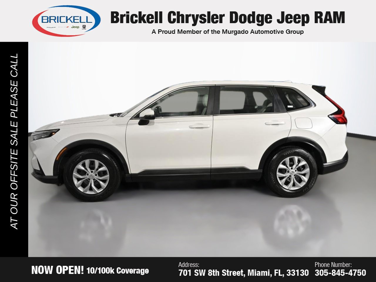 Used 2023 Honda CR-V LX image 2