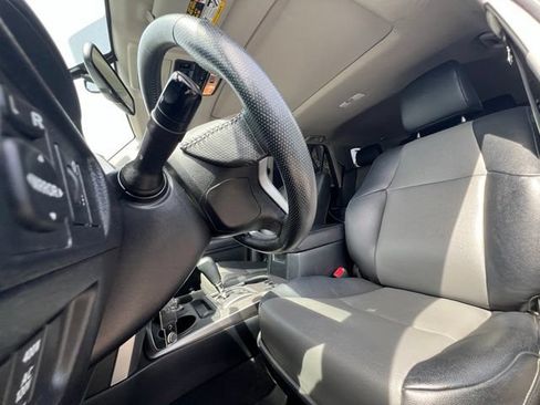 Used 2019 Toyota 4Runner SR5 Premium AWD/4WD image 18