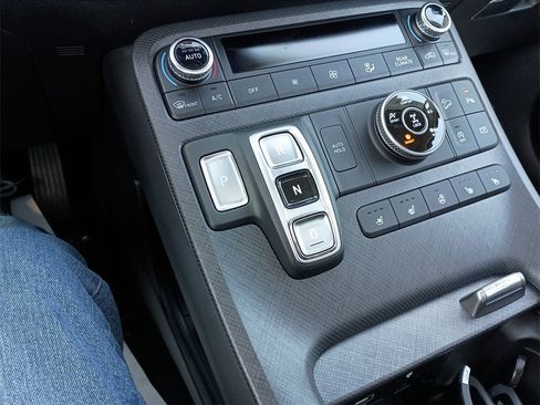 Used 2023 Hyundai Palisade Limited image 26