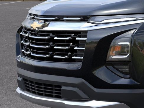 New 2027 Chevrolet Equinox LT w/ Convenience Package II AWD/4WD image 13