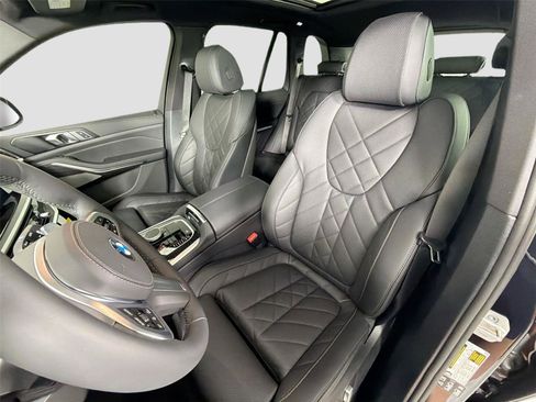 New 2026 BMW X5 xDrive40i w/ M Sport Package image 21